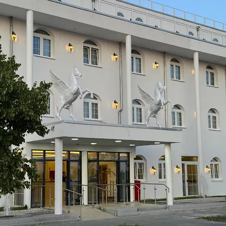 Babylon Royal فندق